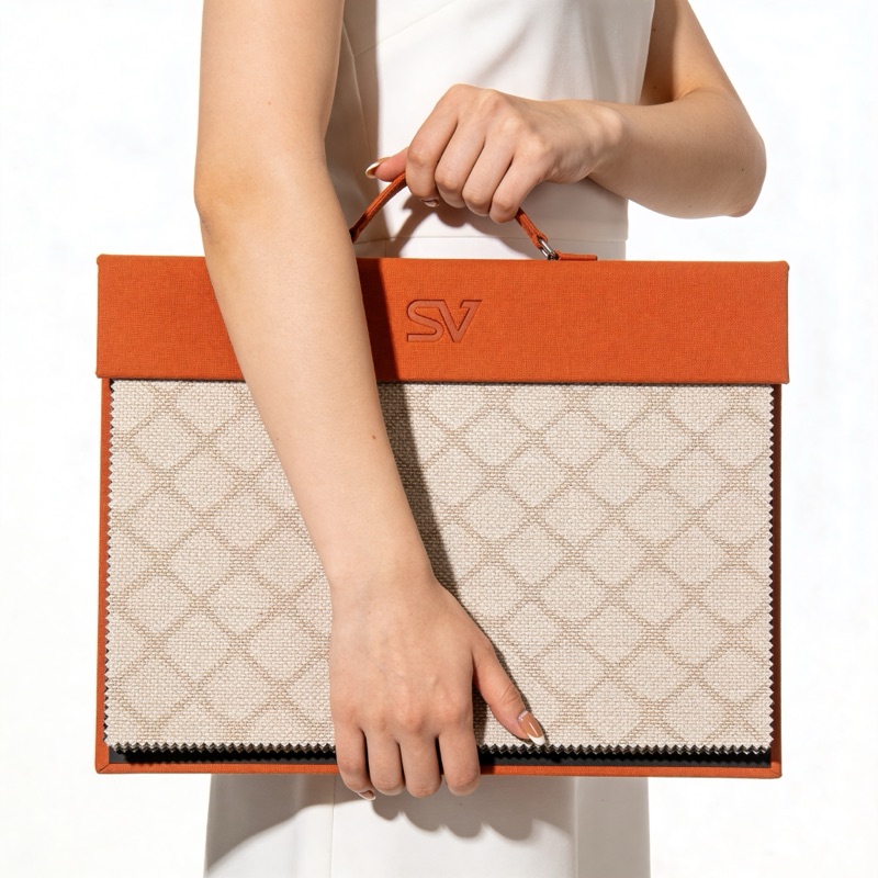 Каталог-хангер с кольцами для образцов