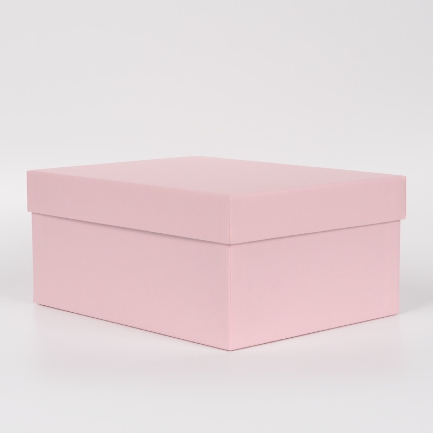 Розовая квадратная коробка крышка-дно закрытая