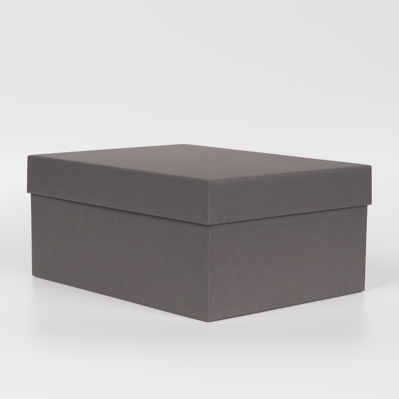 Серая подарочная коробка