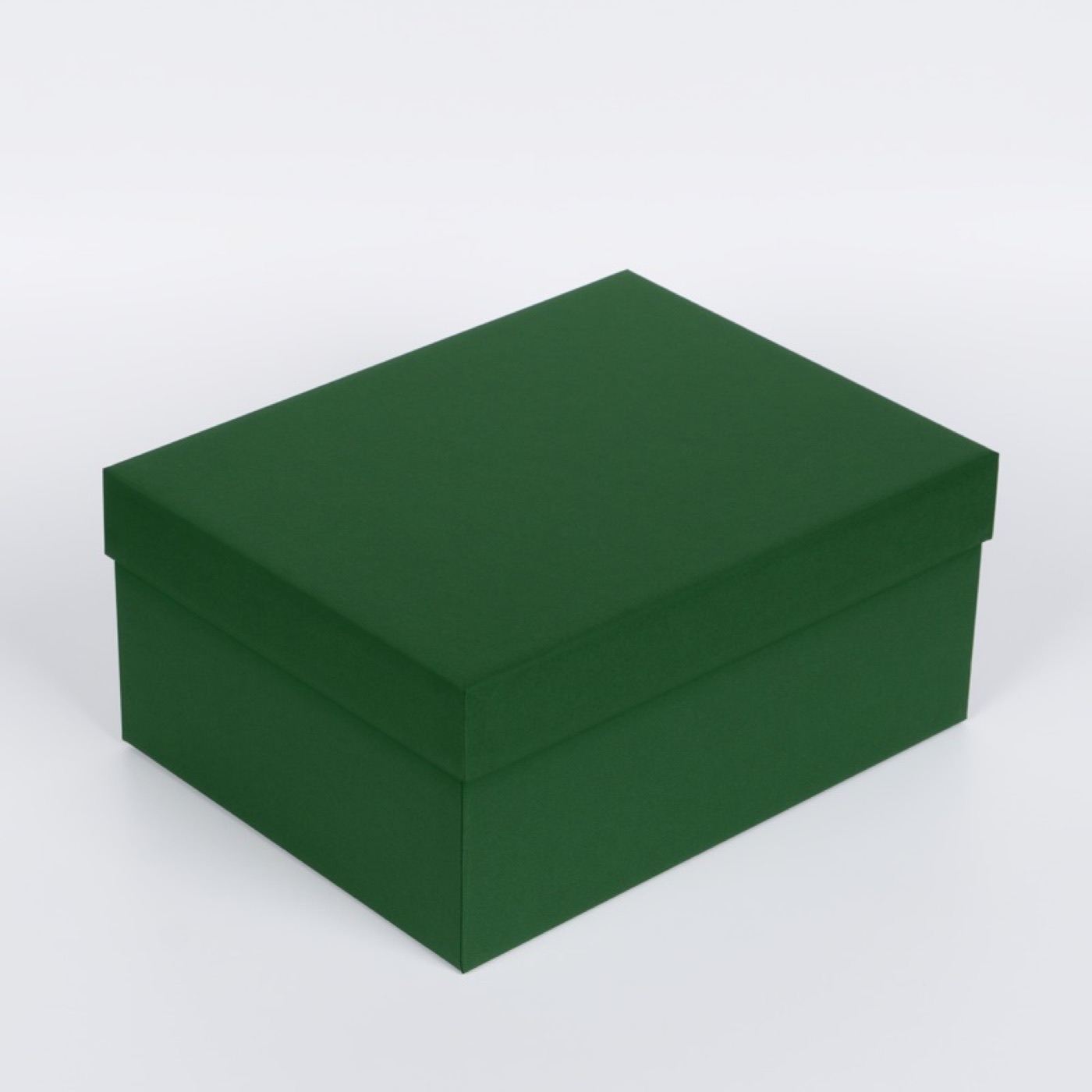 Тёмно-зелёная коробка крышка-дно закрытая