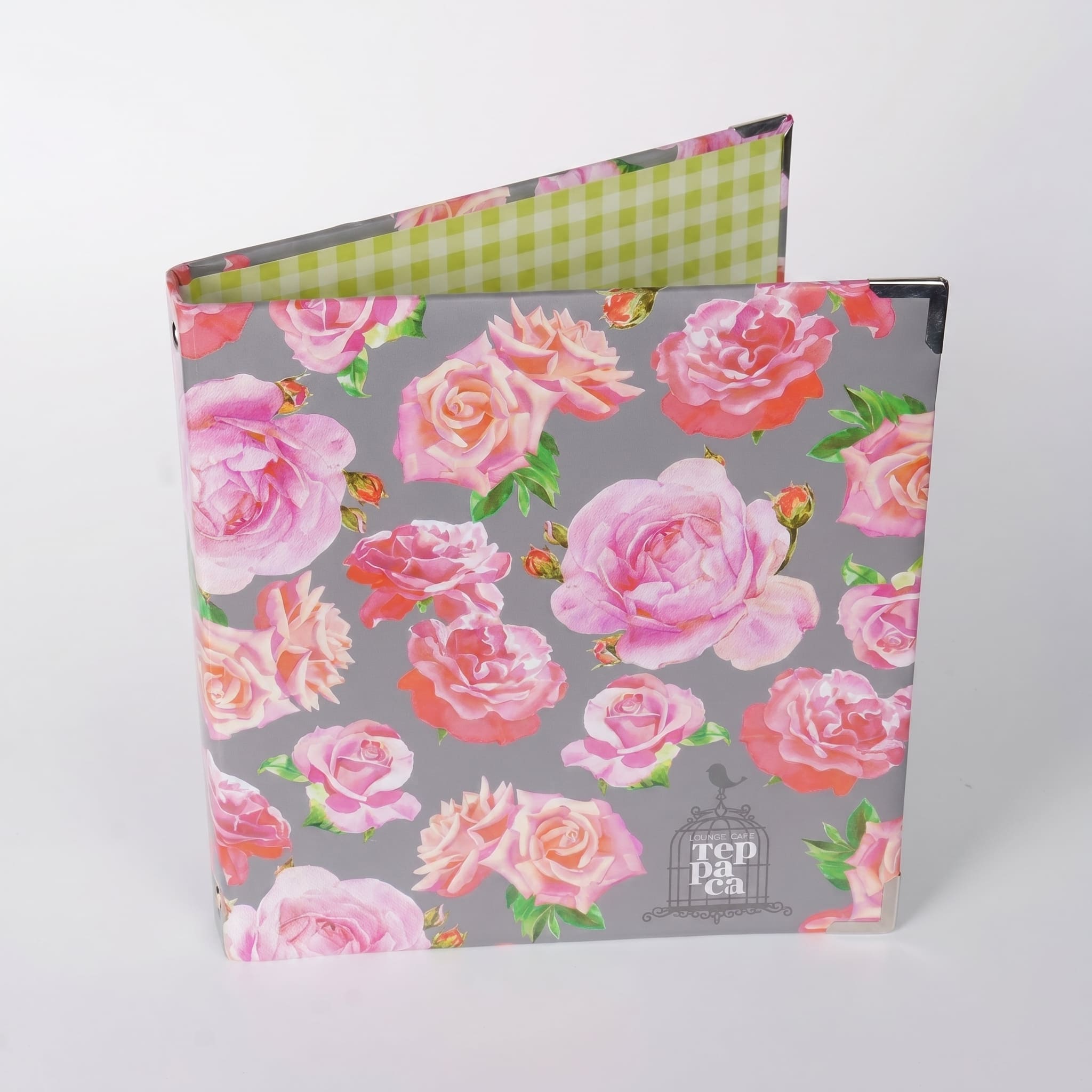 Терраса — жёсткая папка-меню с цветочным принтом из роз